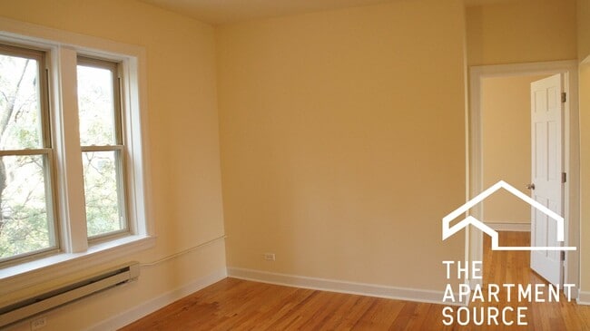 Photo - 2917 W George St