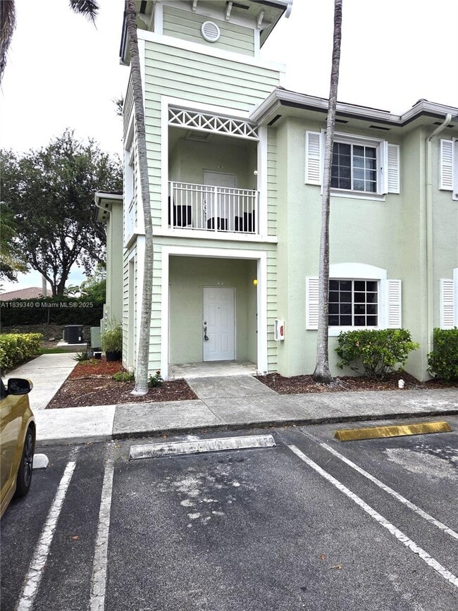 Photo - 2630 NE 3rd Dr Unidad 101 Rental