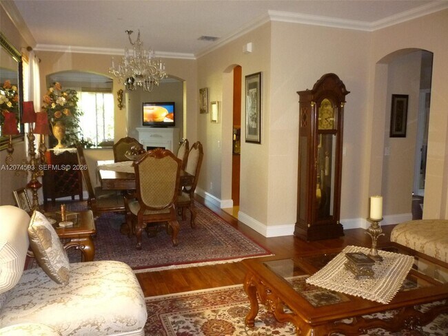 644 Conservation Dr