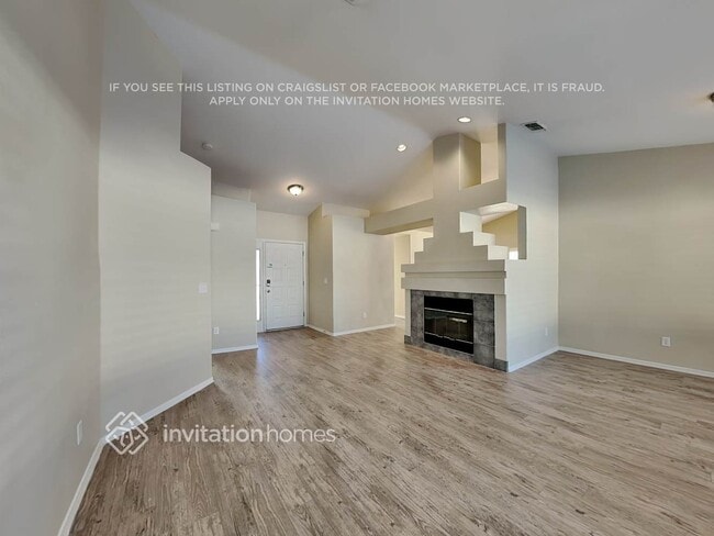 Photo - 4512 Crimson Leaf Dr