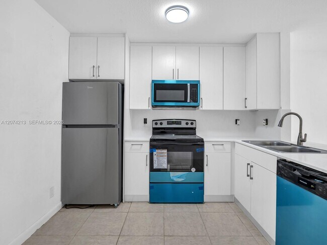 241 NW 40th St Unidad 3