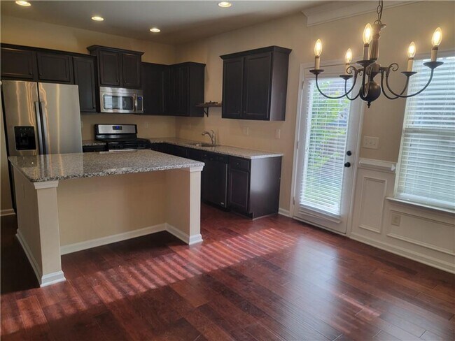 Photo - 2707 Morgan Glen Rd NE