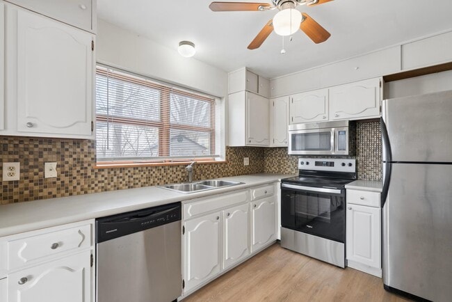 Building Photo - 4516 Highway 7 Unit 1