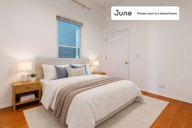 Building Photo - Room in Shared 3 bed/1 bath home Unit B