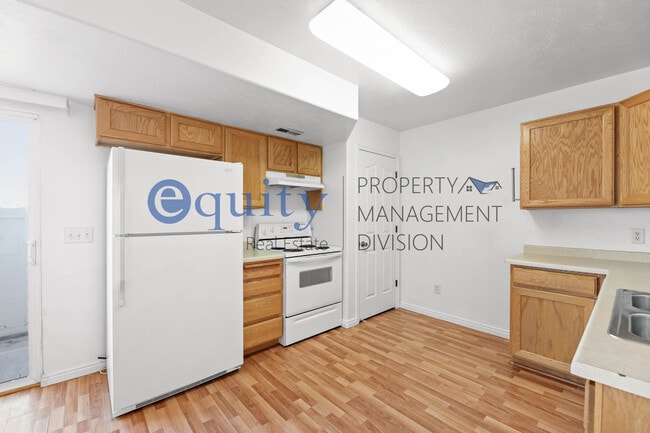 Photo - 377 E Newsome Park Ln