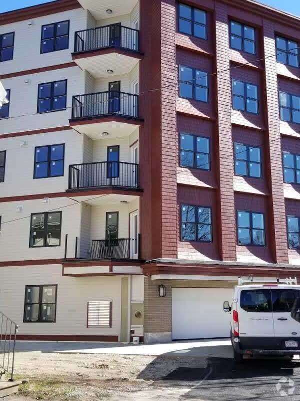 Building Photo - 18 Johnson Ave Unit 6 Rental