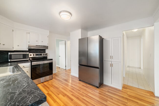 Photo - 46 Elaine Rd