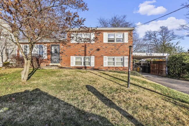 Photo - Spacious 7-Bedroom Home with Chalet Interior & Ample Parking – Ewing, NJ