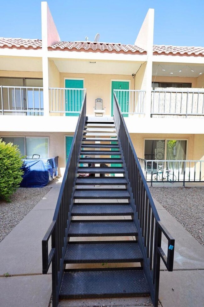 Photo - 1025 Valencia Dr SE Unit APT 10