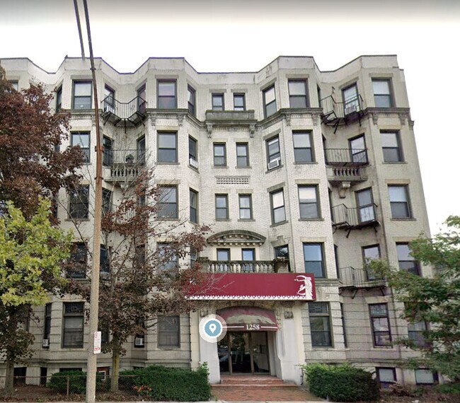 Photo - 1258 Commonwealth Ave Unidad 1258 Commonwealth Ave #7 Rental