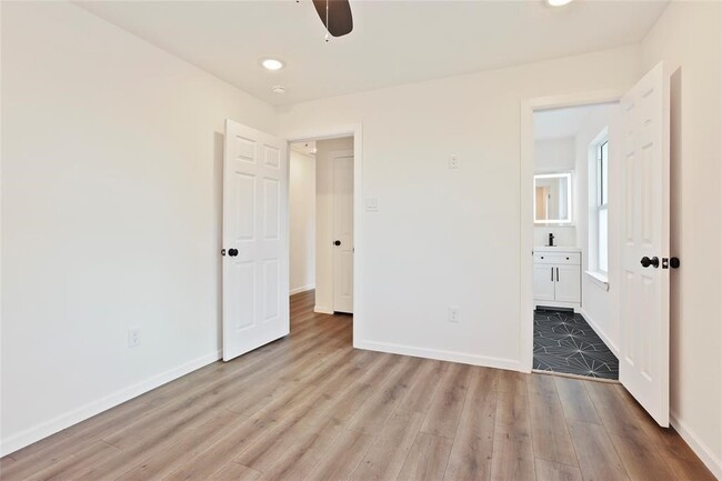 Photo - 310 Delmar St Unidad C
