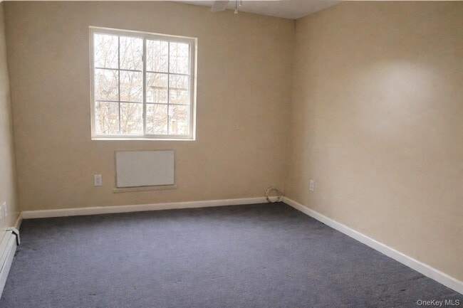 Photo - 512 Milford St