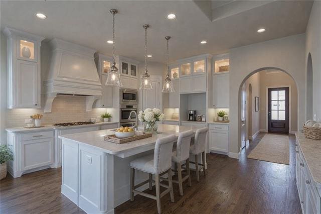 Photo - 703 Thoroughbred Ave