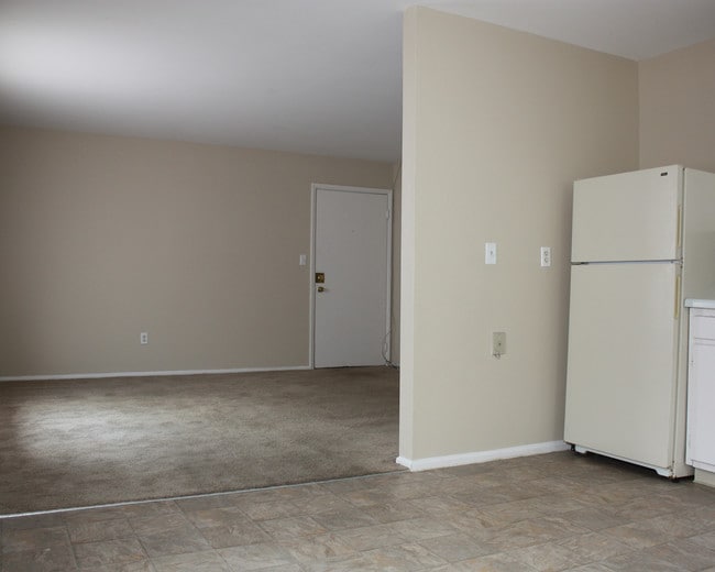 Willow Glen - Willow Glen Apartments