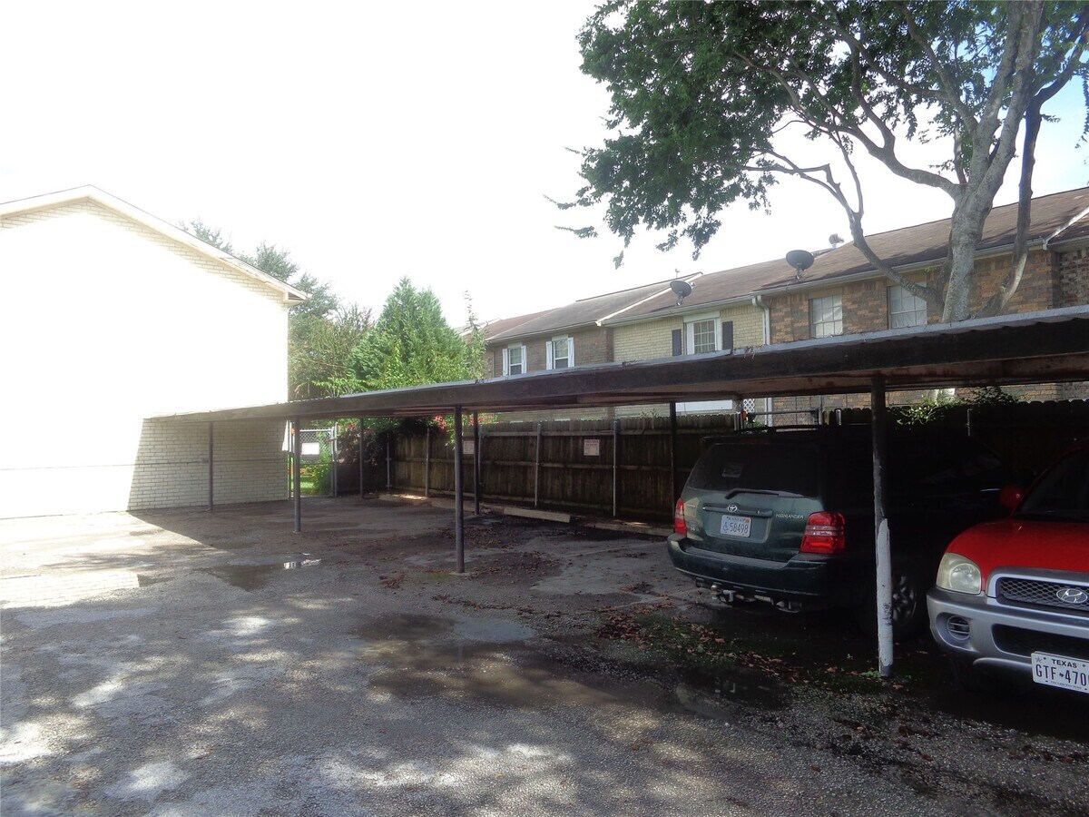 Photo - 1403 Blalock Rd Unit 12