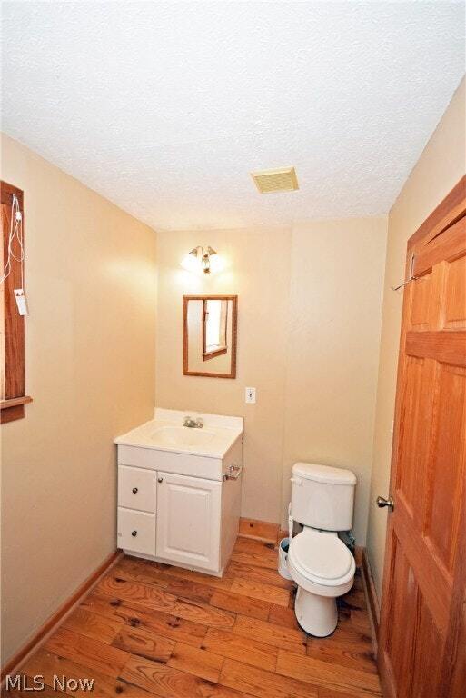 Photo - 668 Sumner St Unidad Down