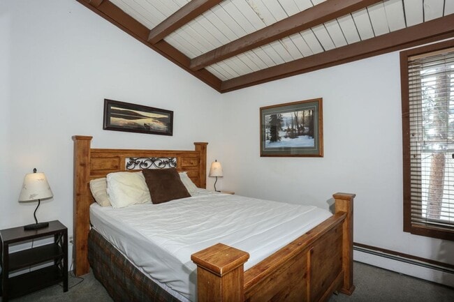 Photo - 2 Bedroom in Wildernest!  Summer lease!