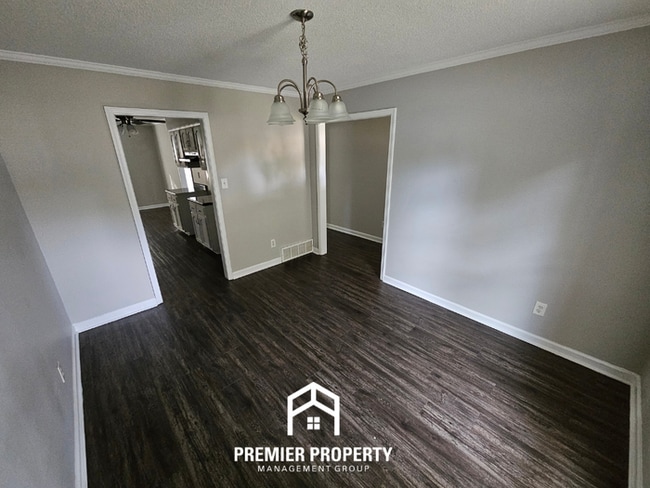 Photo - 6627 Winding Birch Dr