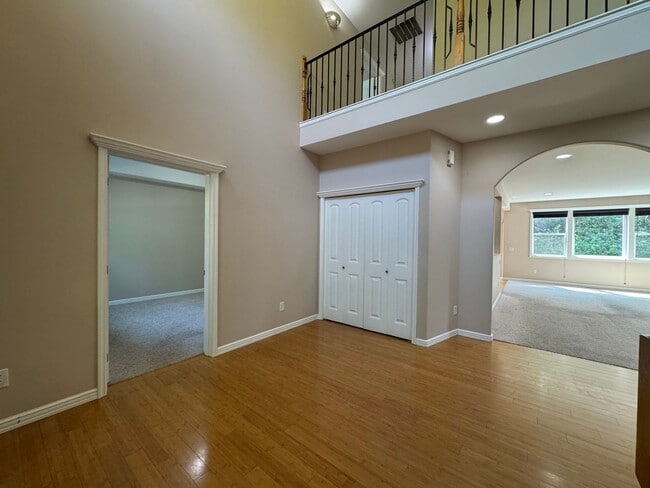 Photo - 4467 Castlerock Dr