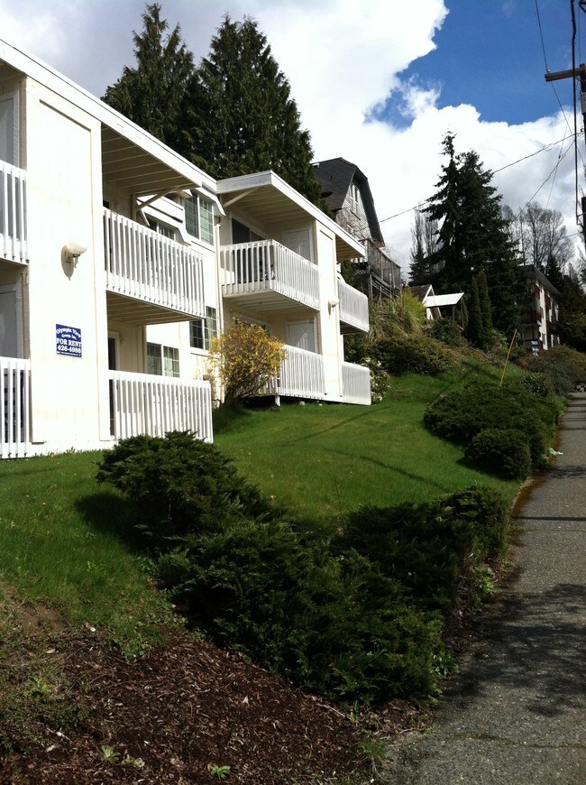 Photo - Cleopatra Apartments