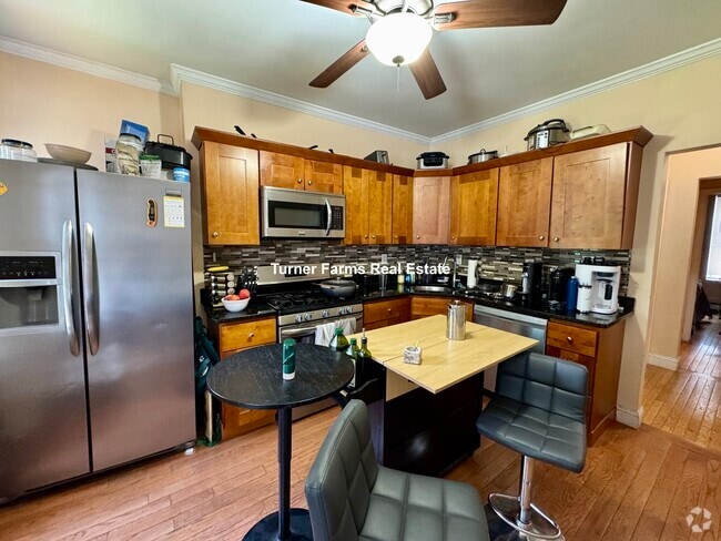 Building Photo - 63 I St Unit 1 Rental