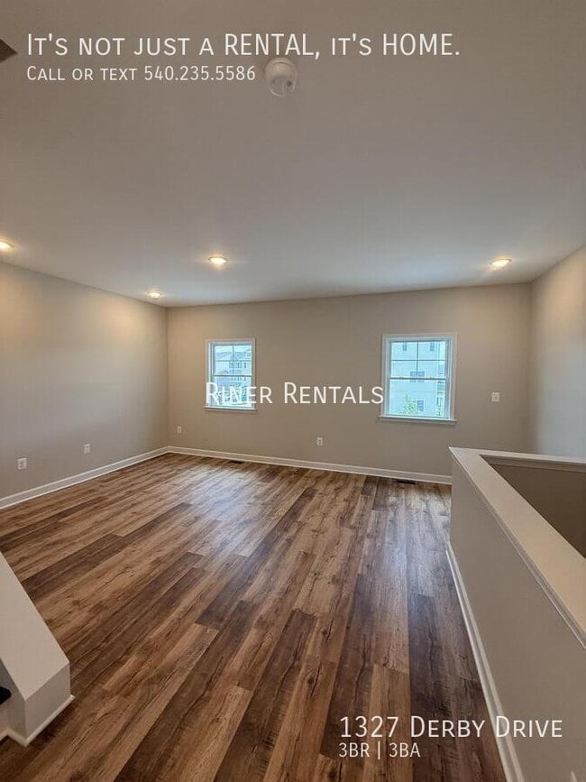 Photo - 1327 Derby Dr
