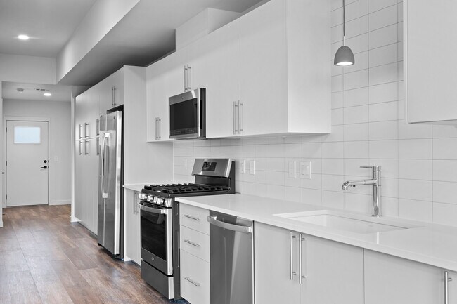 Photo - 4004 Banister Ln Unit 309