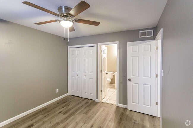 1BR, 1BA - 600SF