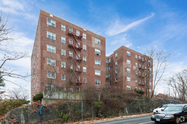 Photo - Midland Plaza