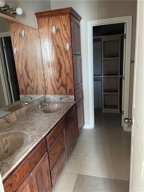 Photo - 6 Scottland Dr Unit 1