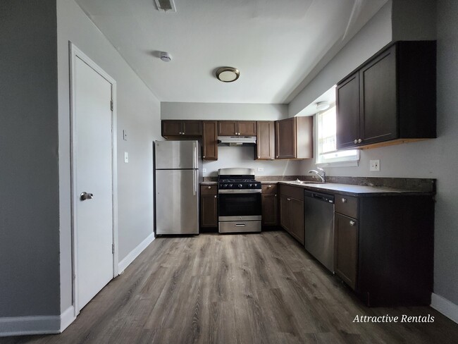 392 W Hickory St Unidad 2E