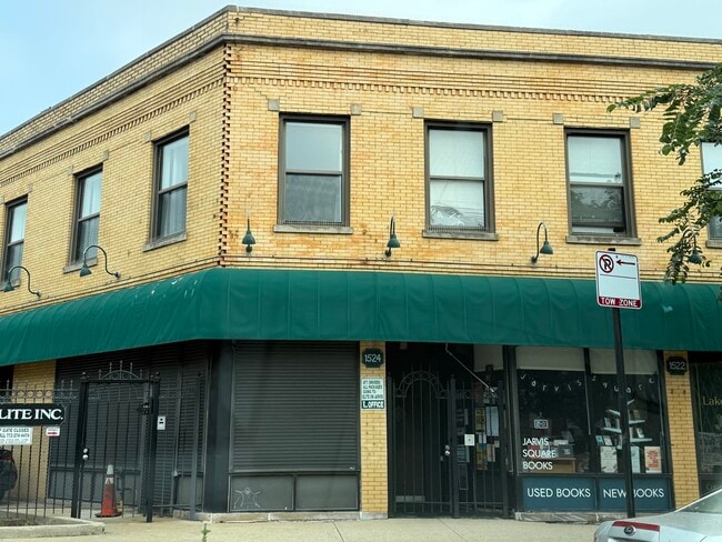 Building Photo - 1524 W Jarvis Ave Unit 2B
