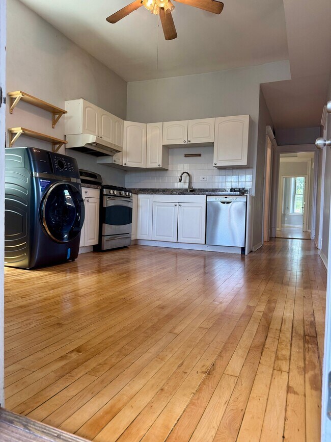 Photo - 1833 N Sawyer Ave Unidad 1