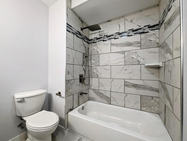 Photo - 413 Jefferson St