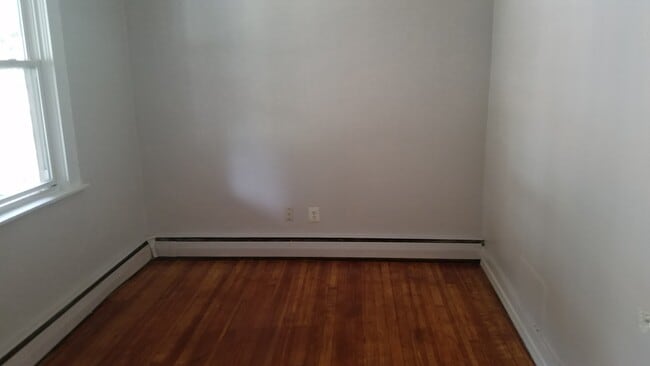 Photo - 175 Pearl St Unit Apartment 3