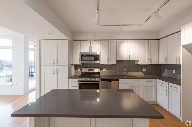 Photo - 77 New St Unit 317