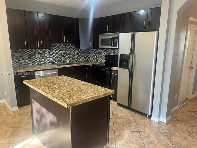Photo - 2825 SW 127th Way