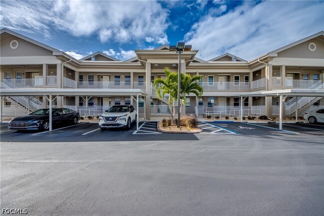 Building Photo - 15250 Riverbend Blvd Unit 204
