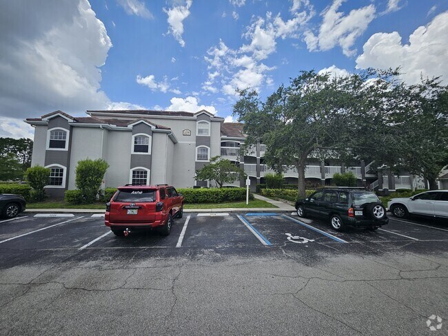 Building Photo - 14036 Fairway Island Dr Rental