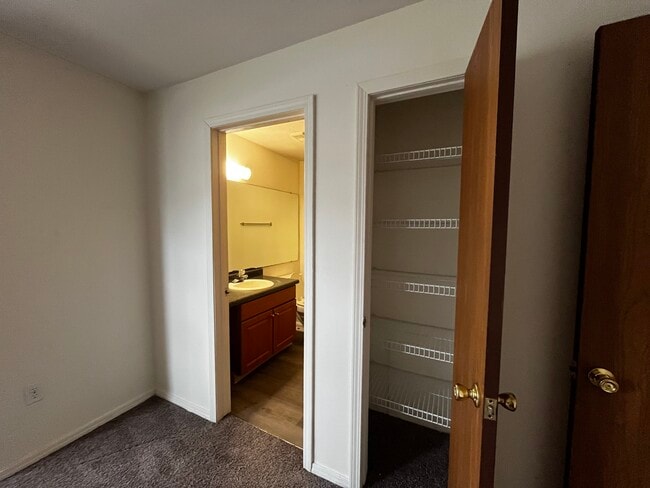 Photo - 155 Arbor Glen Dr Unit Arbor Glen Apartments