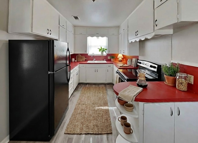 Photo - 3814 31st St