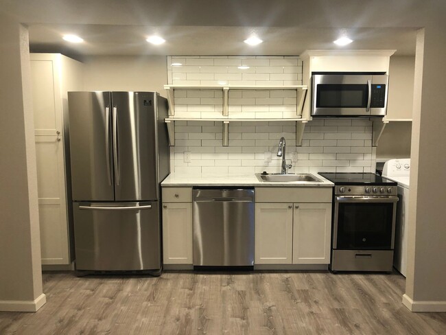 Photo - Newly remodeled in 2023! 1 bed, 1 bath, ALL appliances!