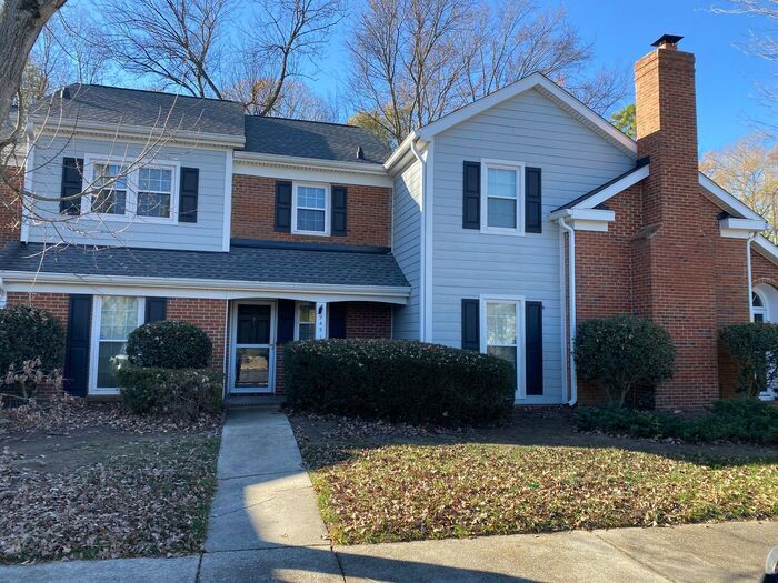 Charming Condo in Prime South Charlotte Location! - Charming Condo in Prime South Charlotte Location!
