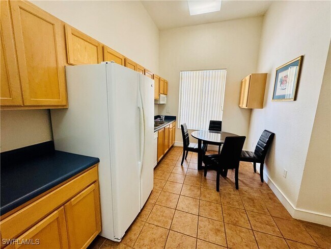 Photo - 8244 Key Royal Cir Unit 633