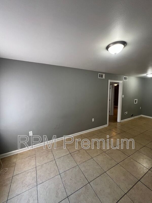 Photo - 5051 Baker Blvd Condo Unit A