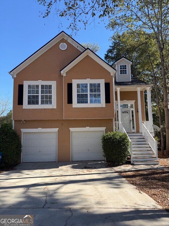 Building Photo - 2500 Lake Royale Dr