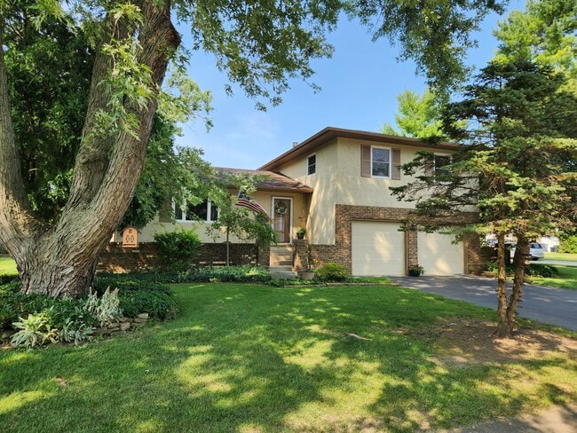 Photo - 316 Finstock Way