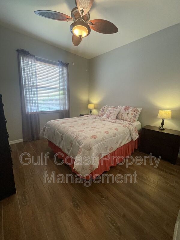 Photo - 13818 Village Creek Dr