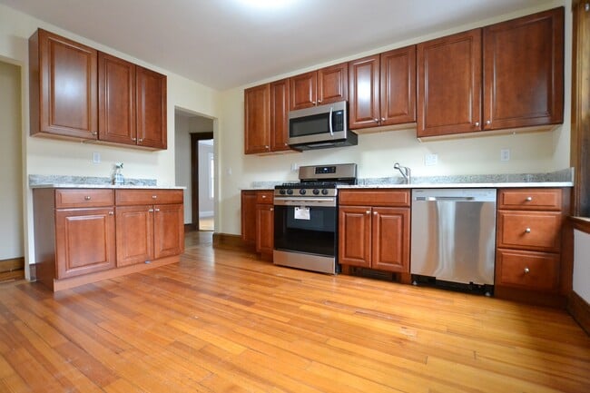 Photo - 9 Bentley St Unit 2