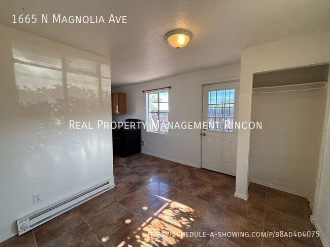 Photo - 1665 N Magnolia Ave